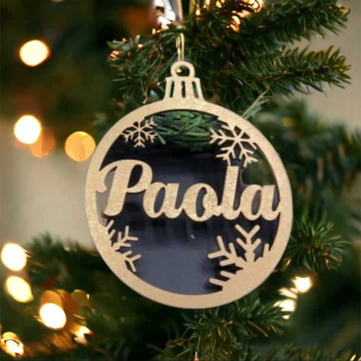 Personalisierter Christbaumschmuck aus Holz