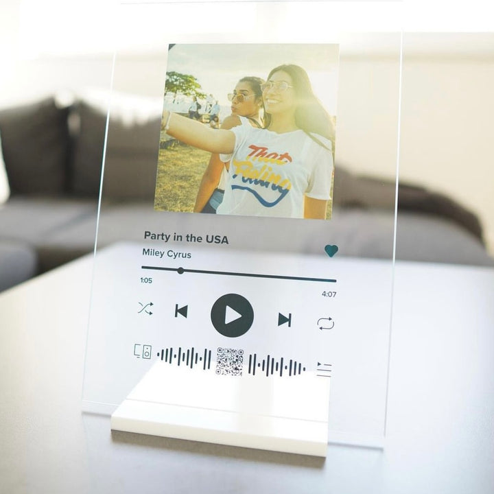 Personalisiertes Spotify Glas mit Acryl Sockel