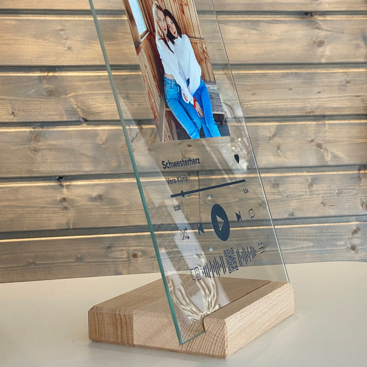 Personalisiertes Spotify Glas mit Acryl Sockel